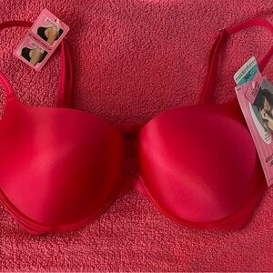 NWT Maidenform Ultimate Push Up Bra 36C